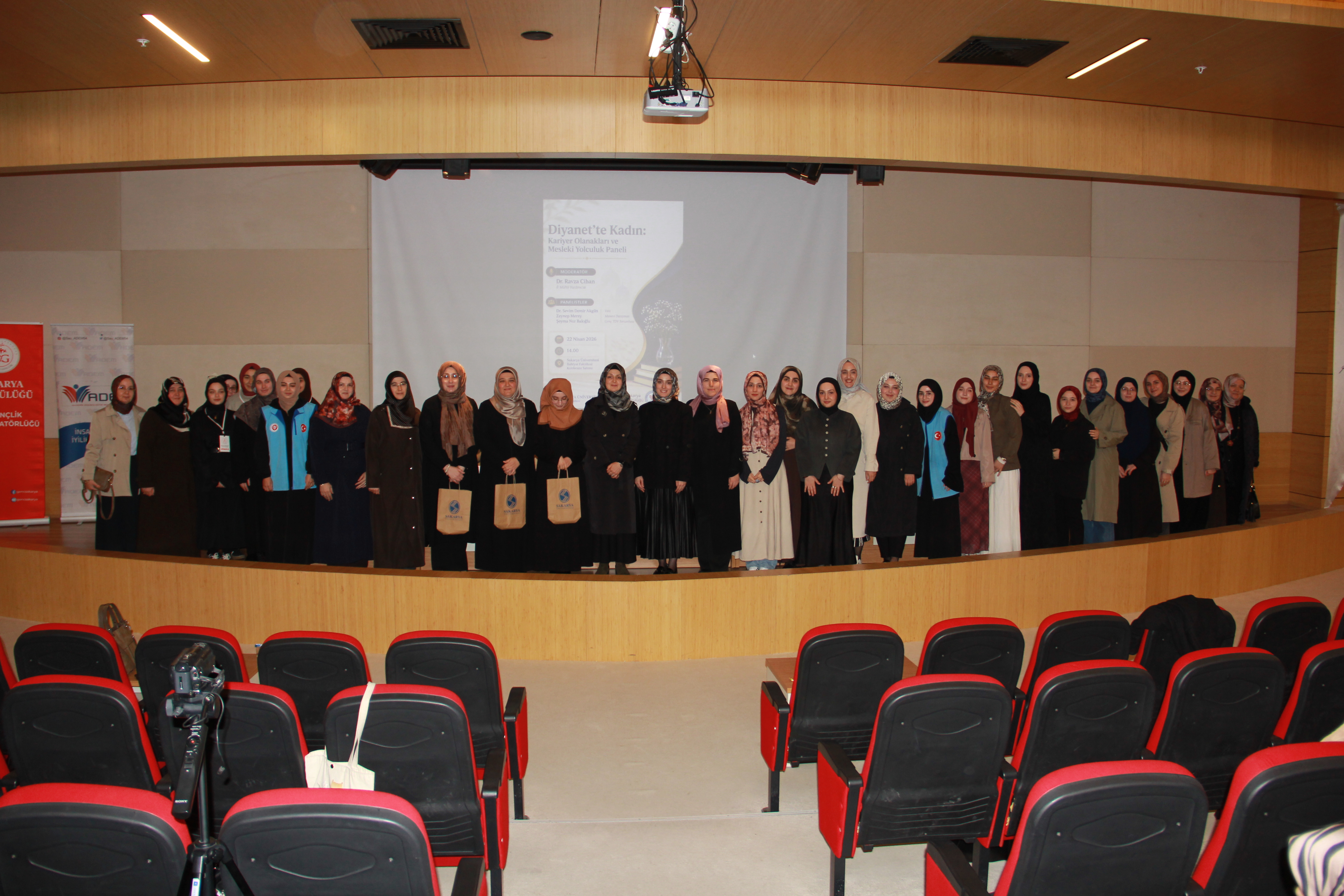 SAU'de Diyanet’te Kadınlara Yönelik Kariyer Olanakları Konuşuldu