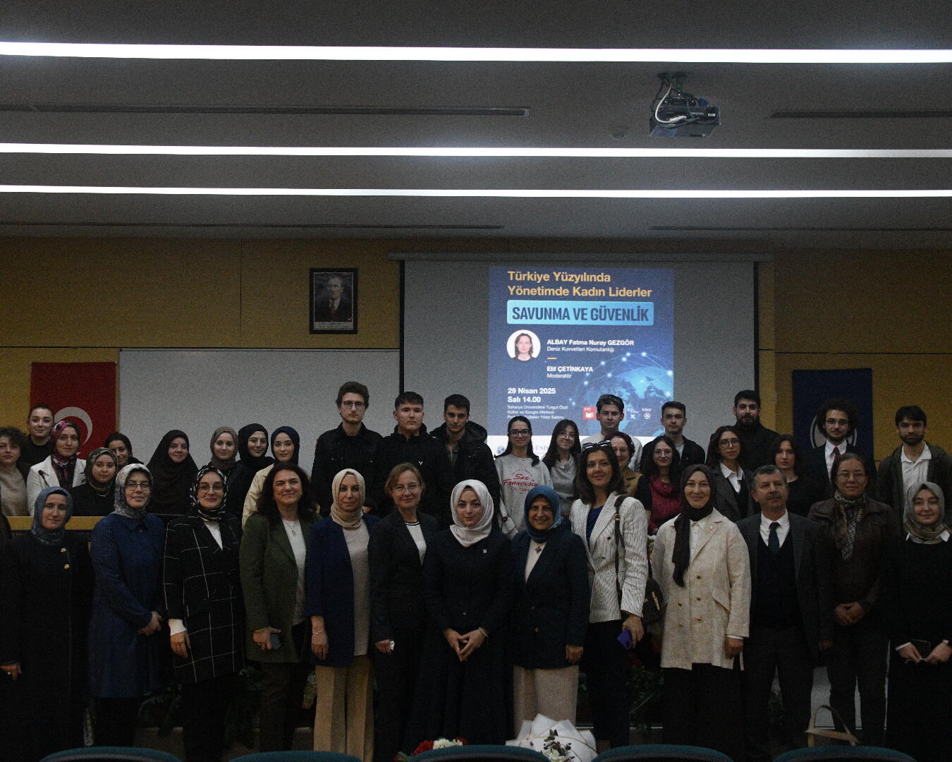 Sakarya Üniversitesinde Kadınların Rolü ve Başarıları Konuşuldu