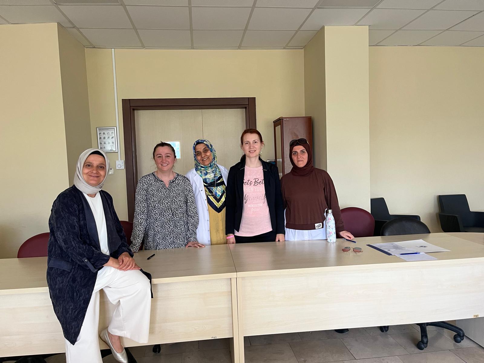 Sakarya Üniversitesinde “Sinema Terapi” Atölyesi Tamamlandı