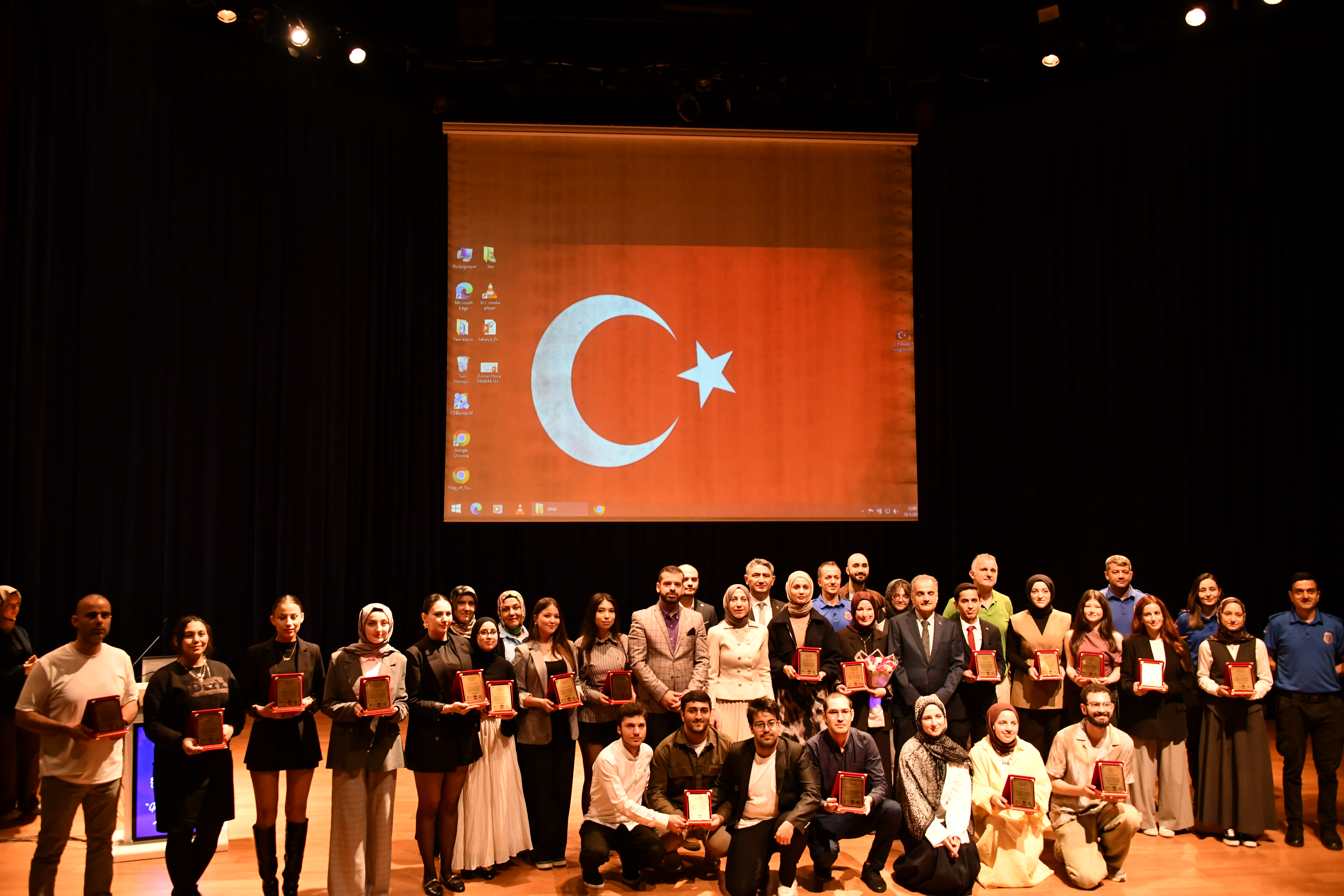 SAU’de Gençlik ve Gönüllülük Zirvesi Düzenlendi