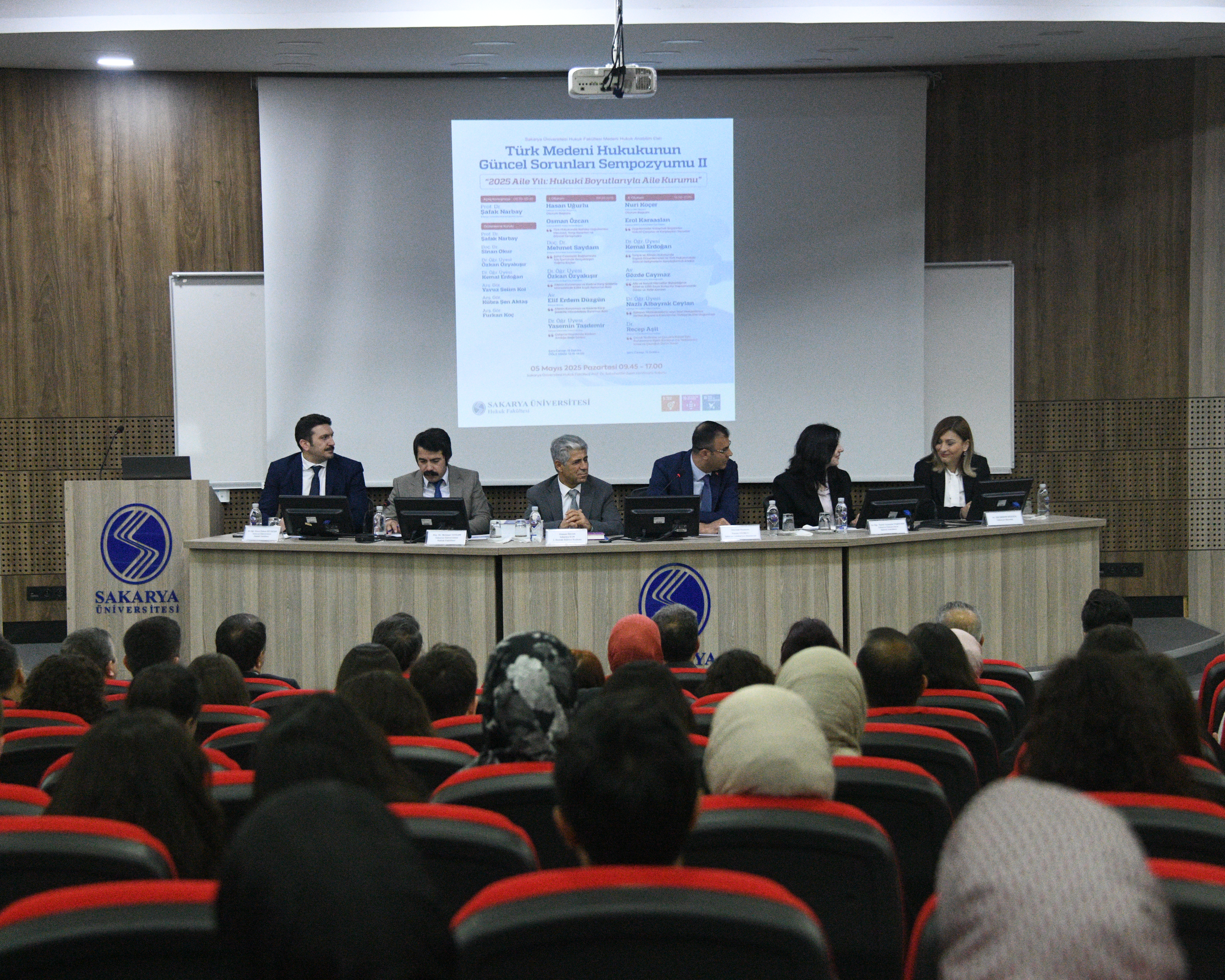 Sakarya Üniversitesinde “Türk Medeni Hukukunun Güncel Sorunları” Konuşuldu
