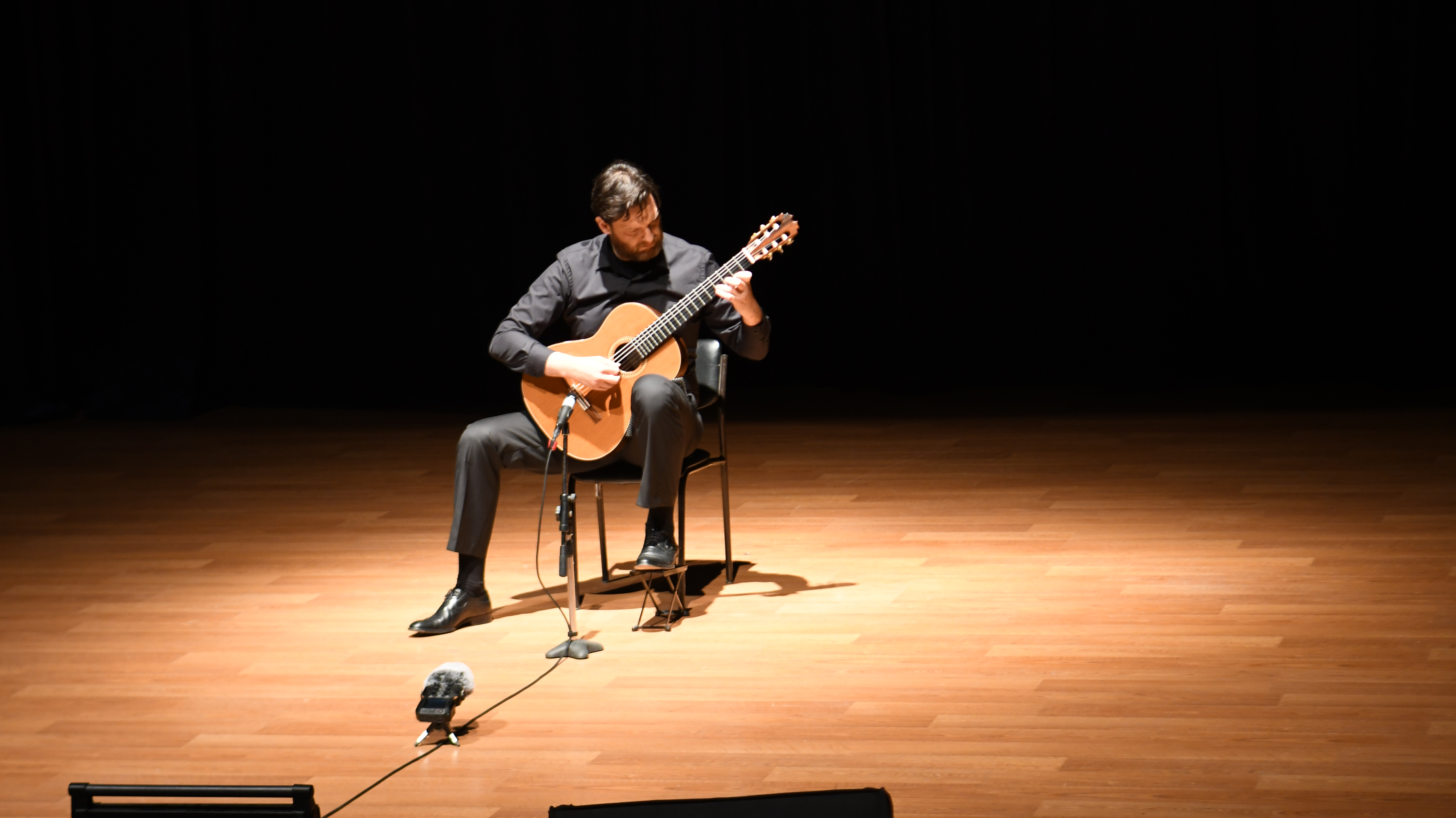 Sakarya Üniversitesinde Klasik Gitar Rüzgarı Esti