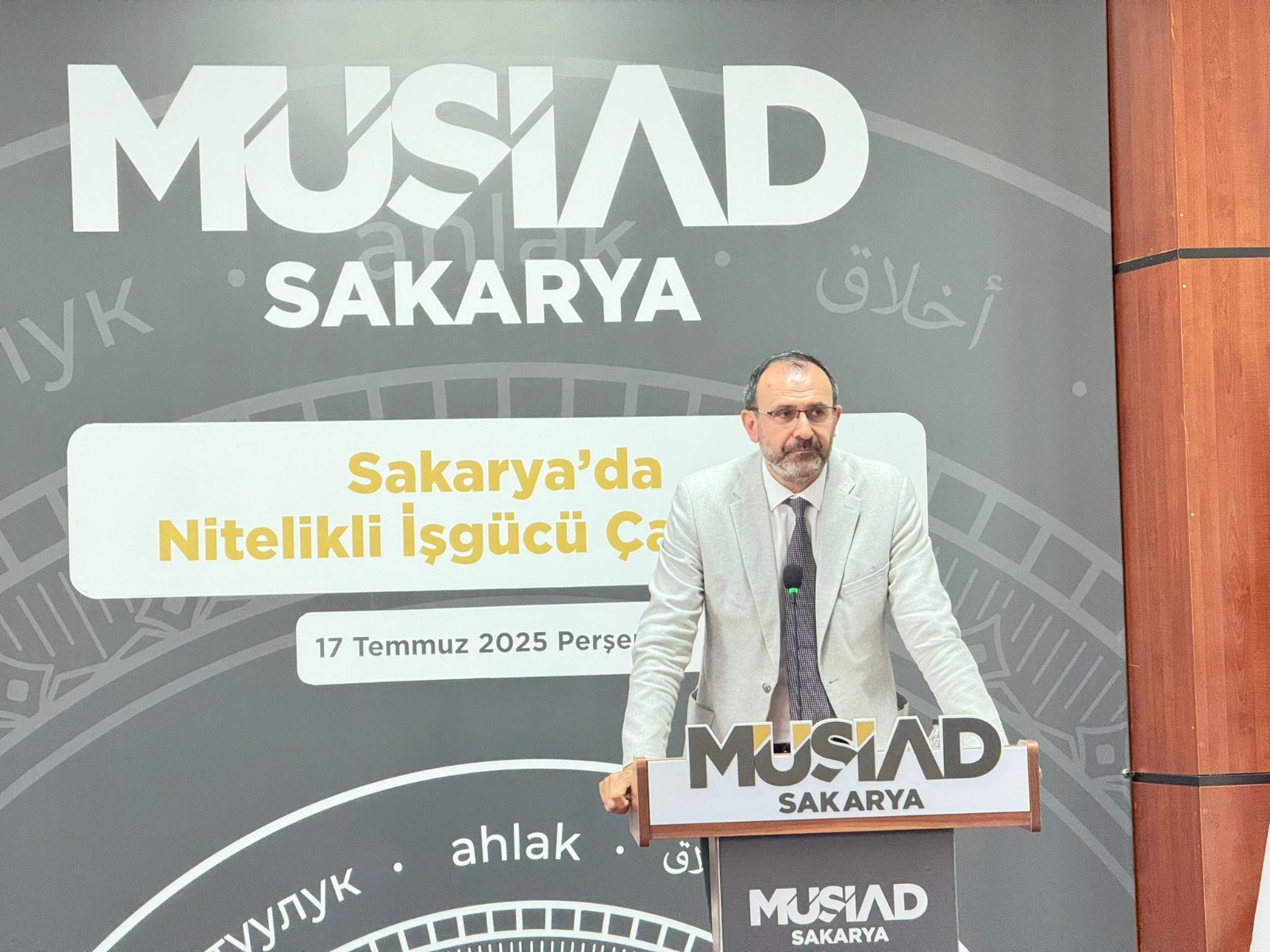 “Sakarya’da Nitelikli İş Gücü Çalıştayı” Düzenledi