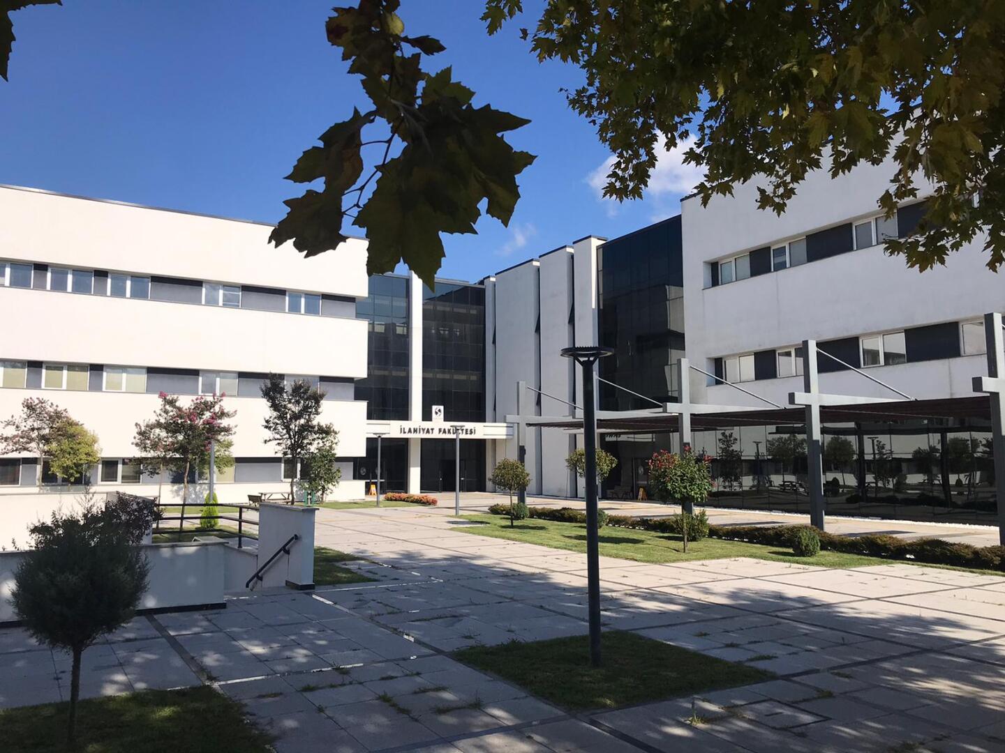 SAU İlahiyat Fakültesi WoS’ta Dünya 11’incisi