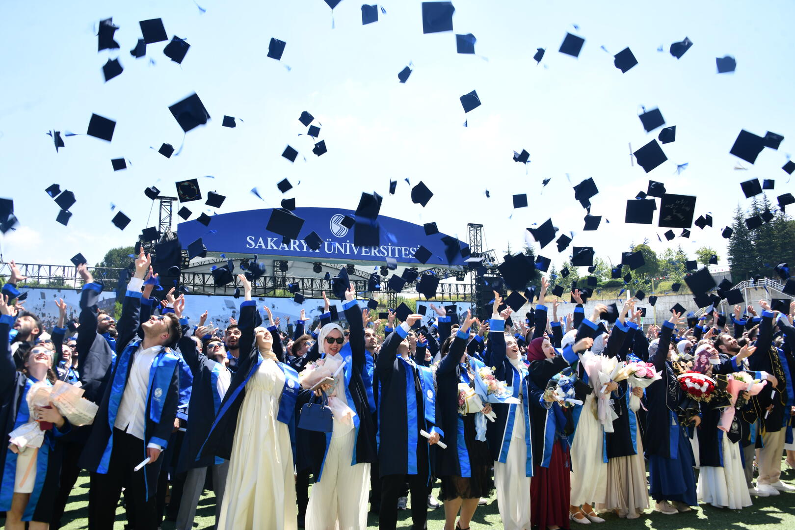 Teknoloji Dünyasının Genç Mühendisleri Diplomalarını Aldı 