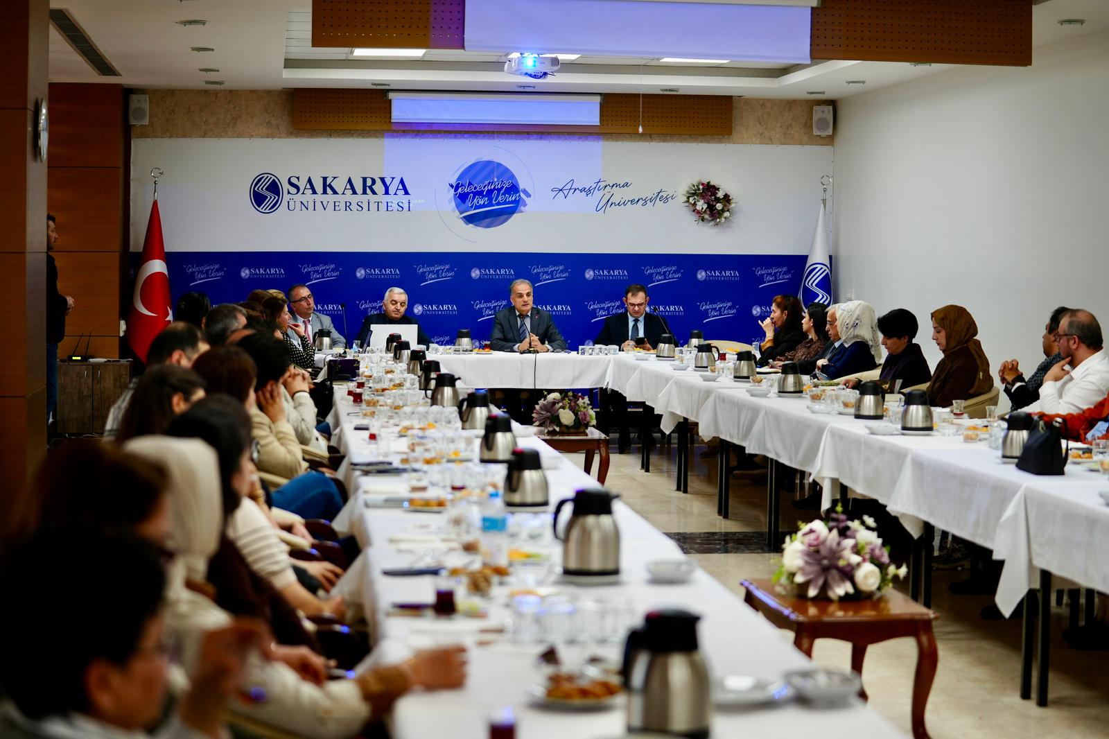 Gıda ve Çevre Mühendisliği Akademik Kurul Toplantısı Gerçekleştirildi