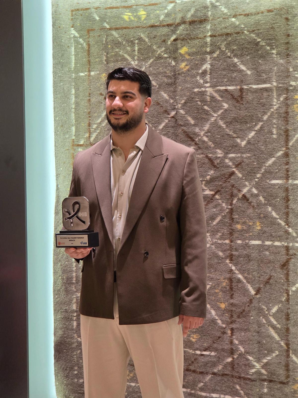 SAU Geleneksel Türk Sanatları Öğrencisi İkinci Kez Türkiye Birincisi Oldu