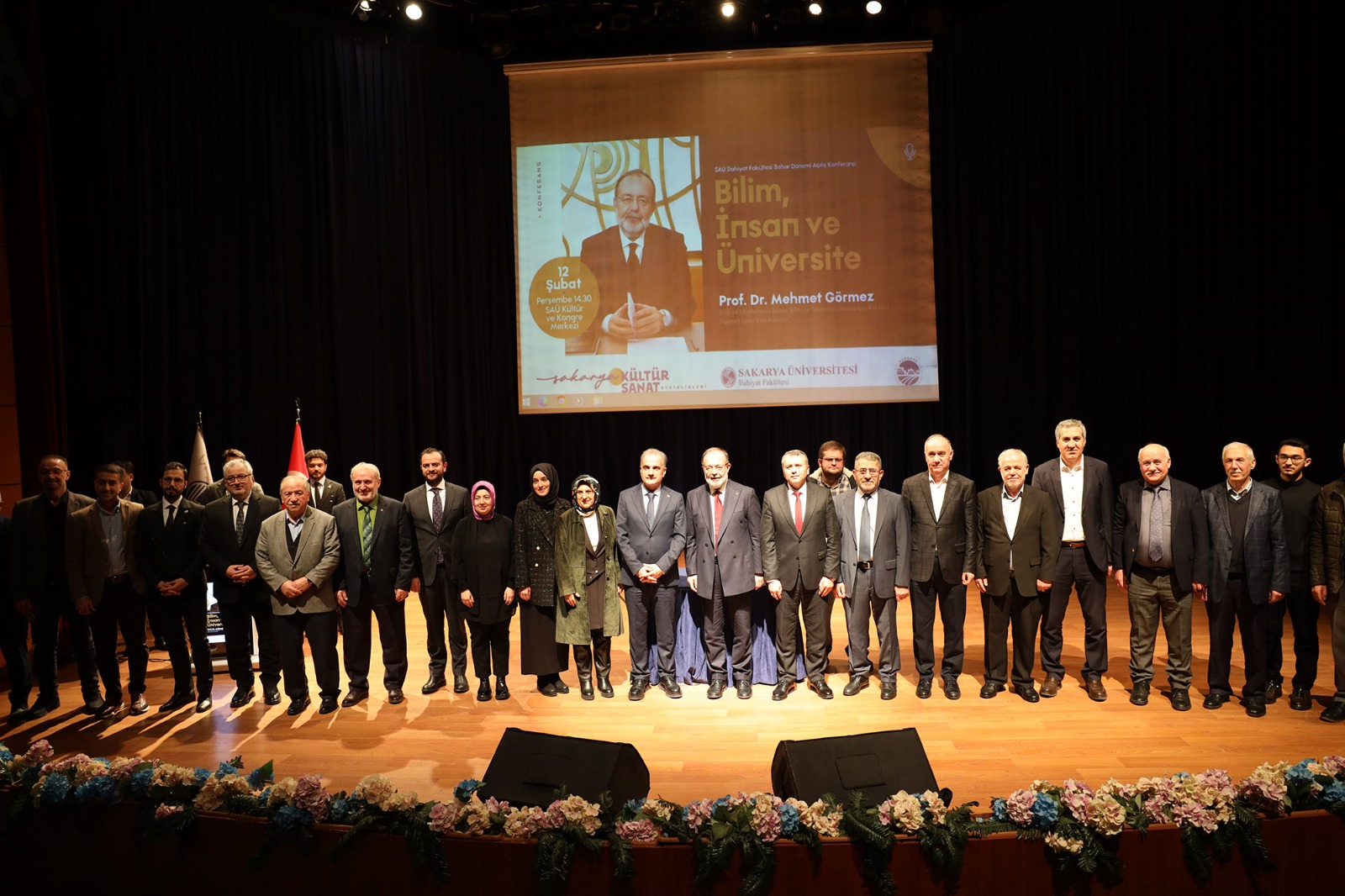 SAU İlahiyatta Bahar Dönemi “Bilim, İnsan ve Üniversite” Dersiyle Başladı