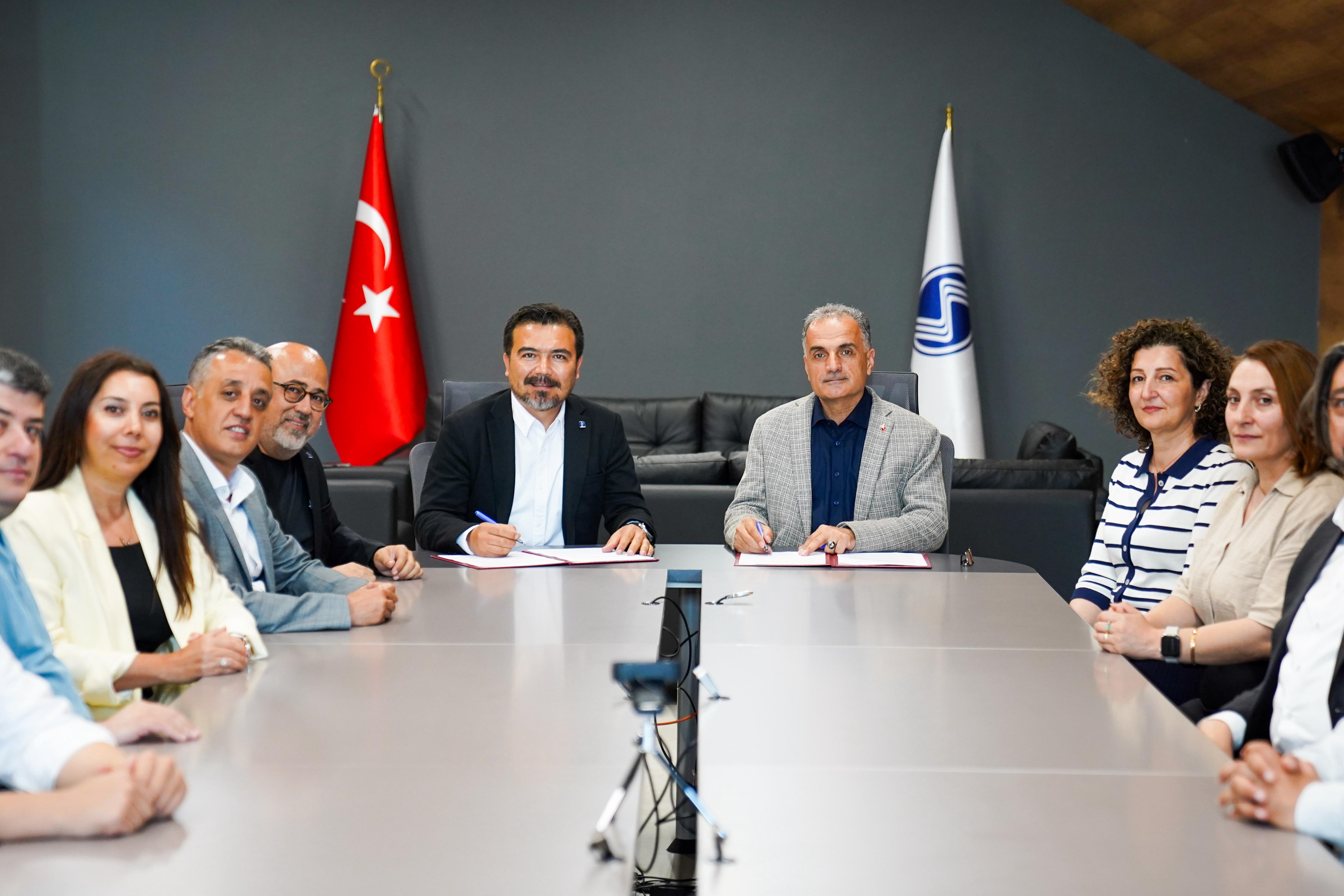 Sakarya Üniversitesi ile DİA Yazılım Arasında İş Birliği Protokolü İmzalandı
