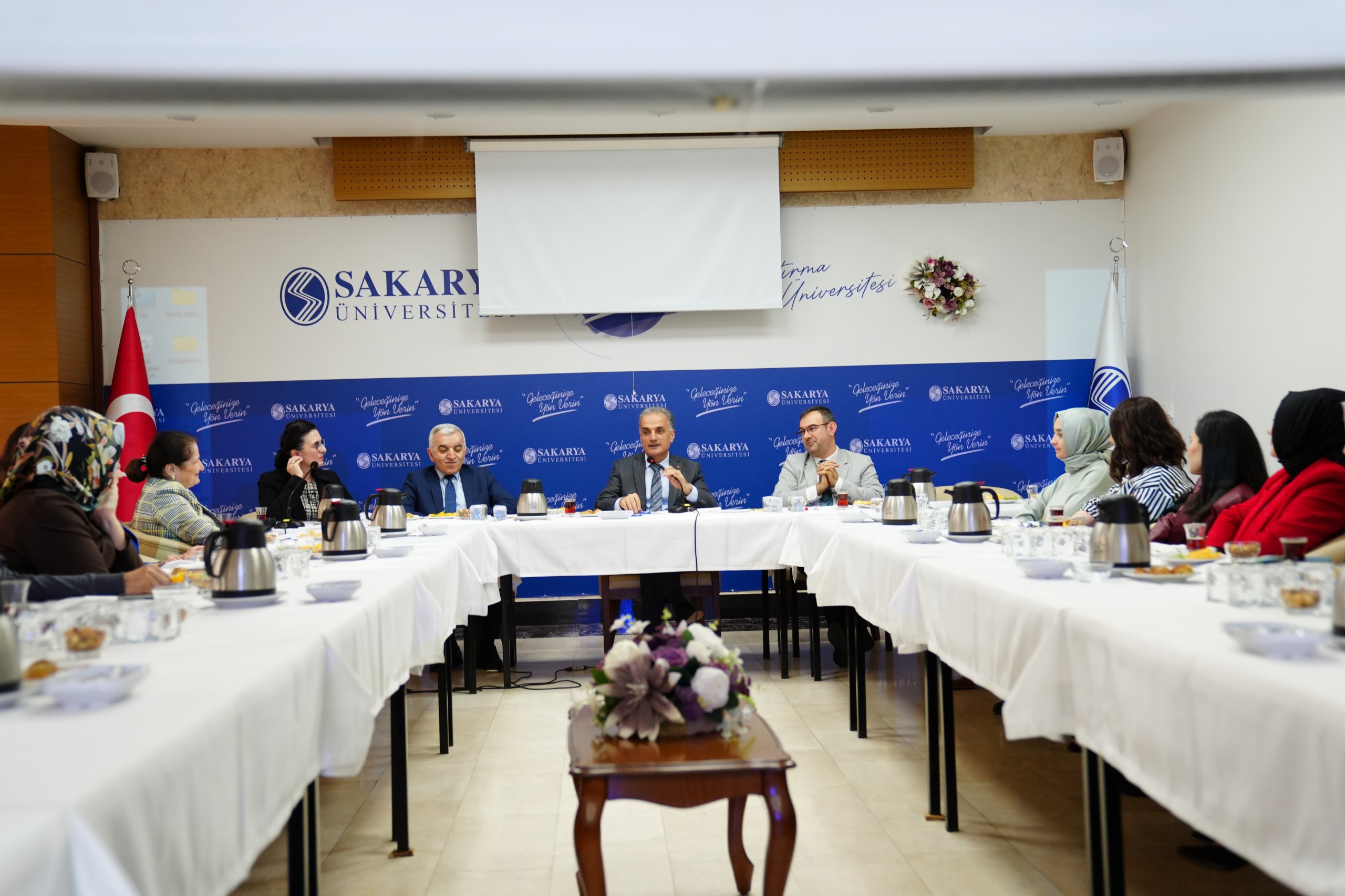 Sağlık Bilimleri Fakültesi Genişletilmiş Akademik Kurul Toplantısı Gerçekleştirildi