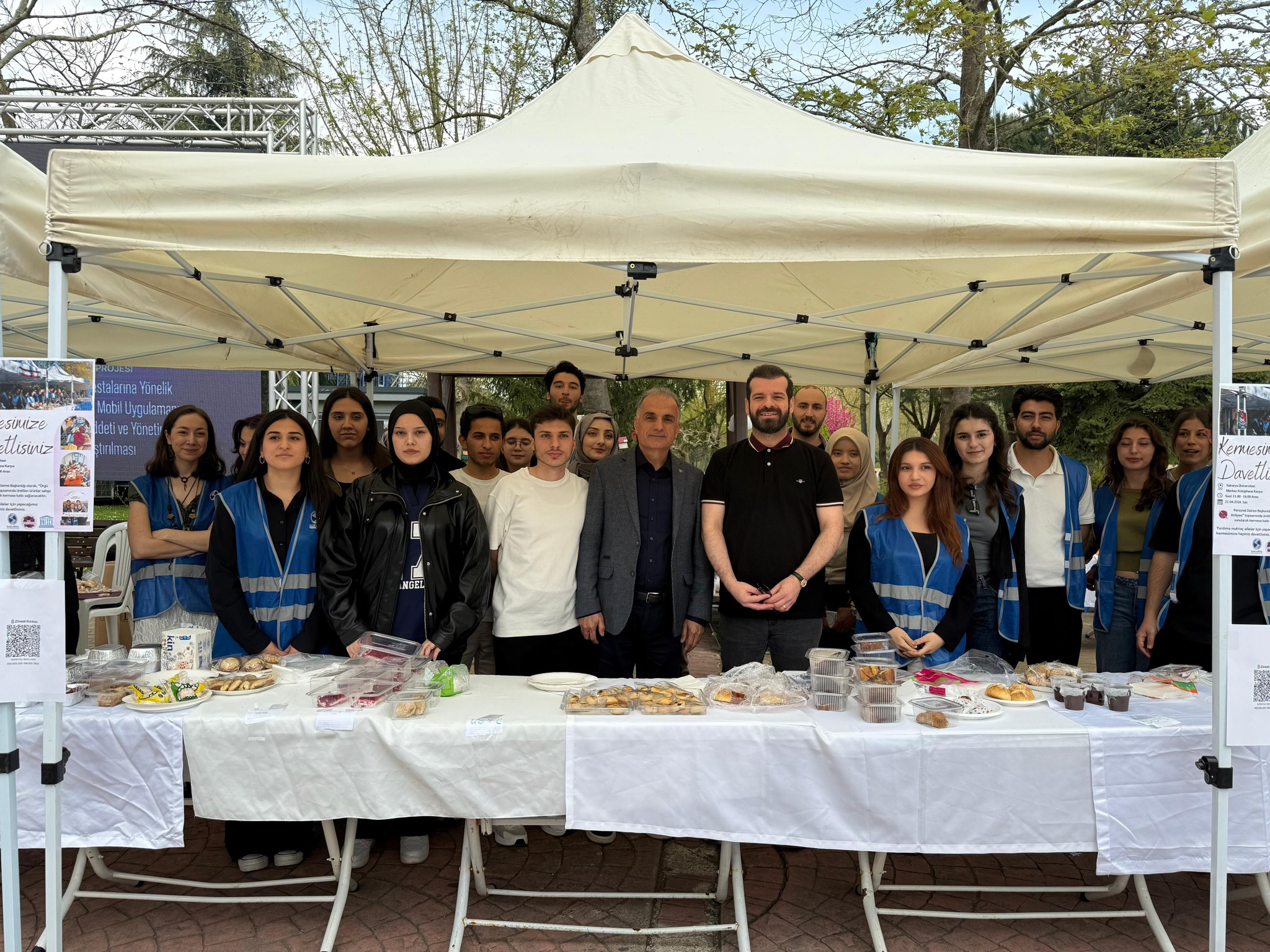 SAU’de Dayanışma Kermesi Gerçekleştirildi