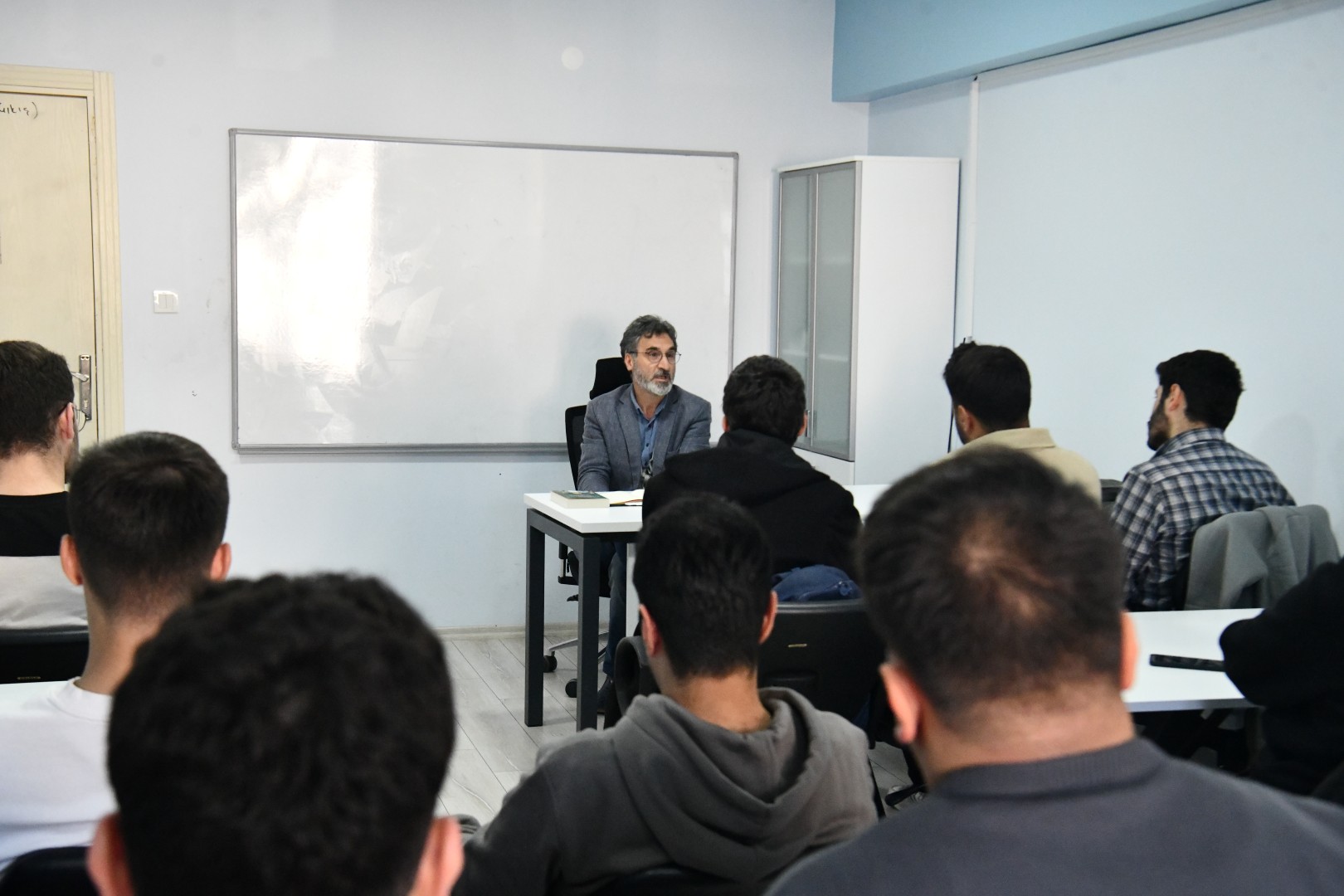 Genç Ofis’te Osmanlı’dan Cumhuriyet’e Yakın Tarih Dersi Başladı