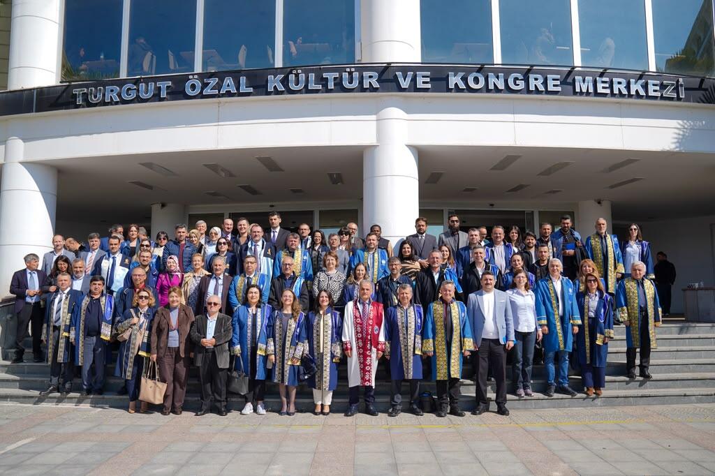 SAU Araştırma Üniversitesi Hedeflerini Büyütüyor