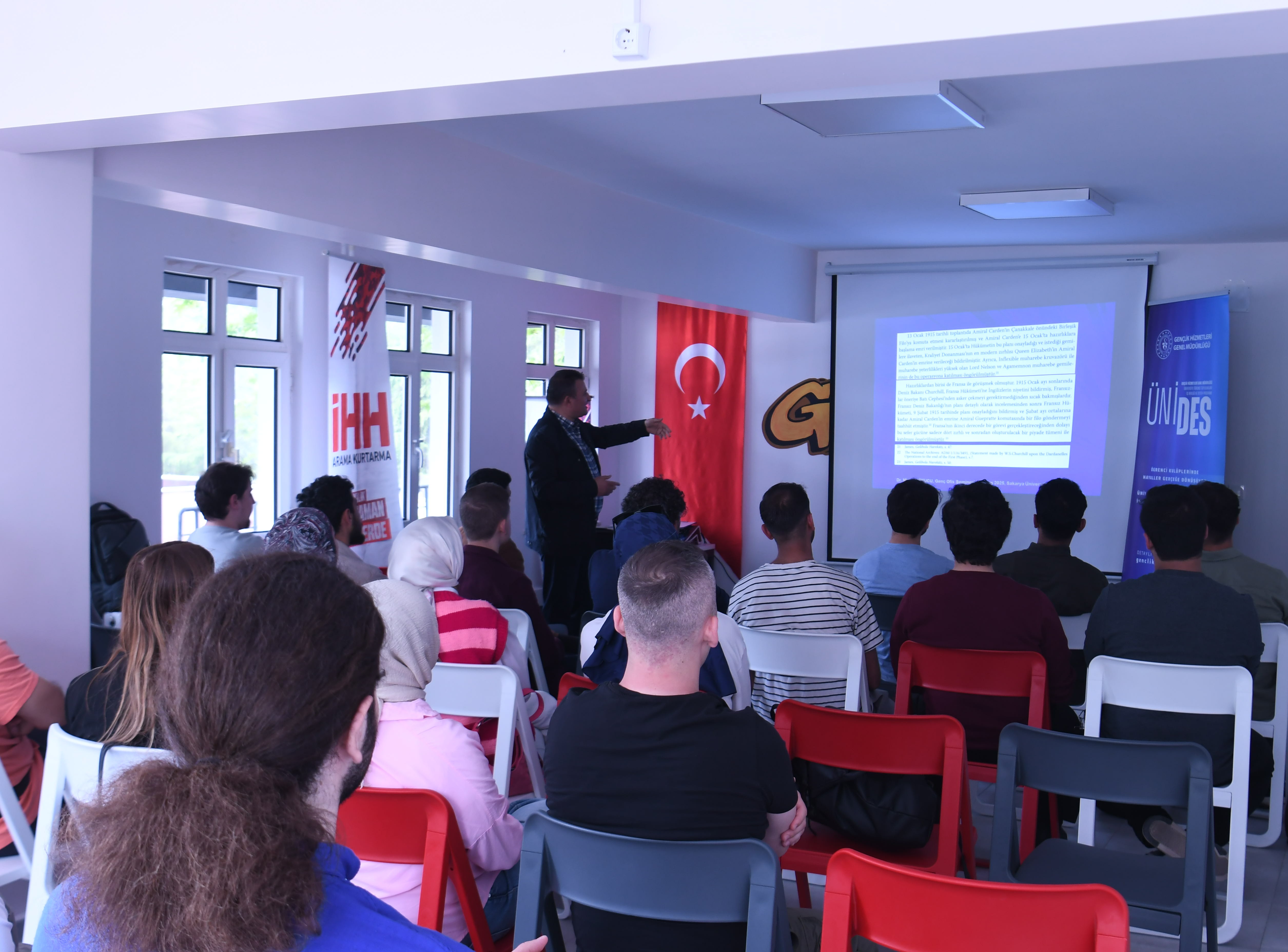 Sakarya Üniversitesinde İnsan Kaynaklı Afetler Masaya Yatırıldı