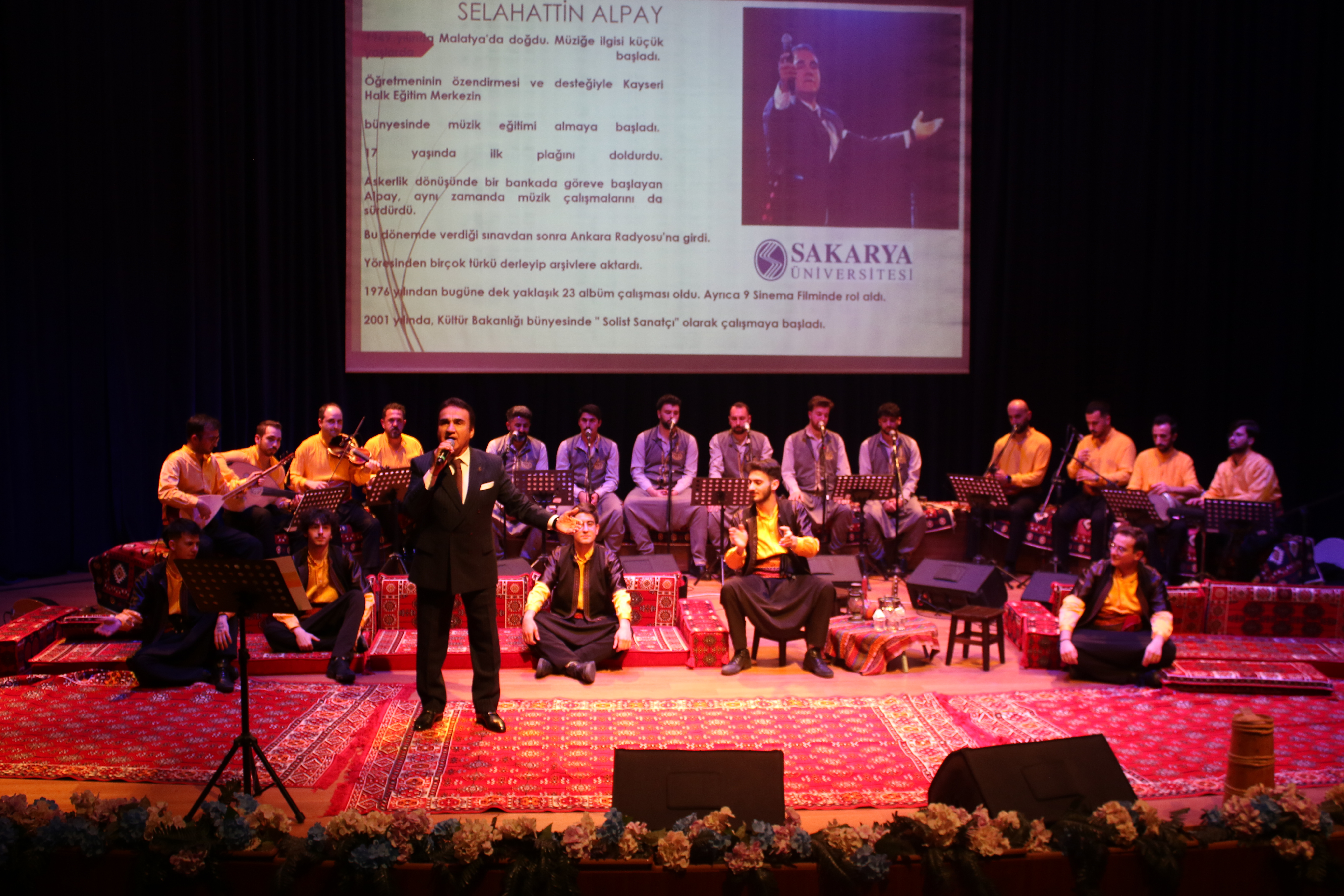 Sıra Gecesine Büyük Katılım: Selahattin Alpay SAU’de Sahne Aldı